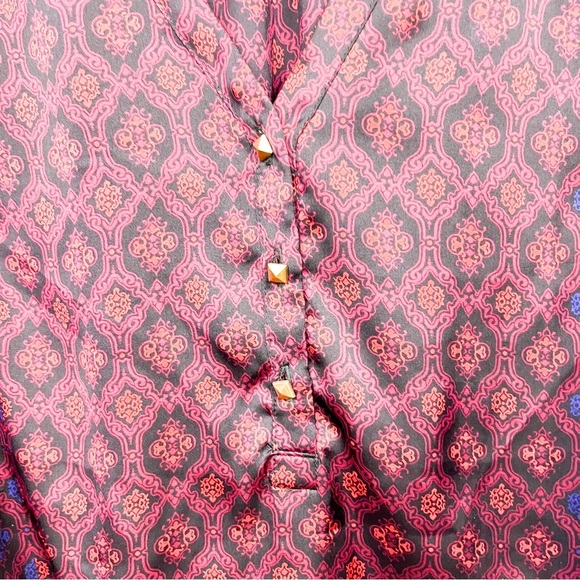 The Limited Silky Style Long Sleeve Red & Blue Ladies Blouse - Picture 5 of 9